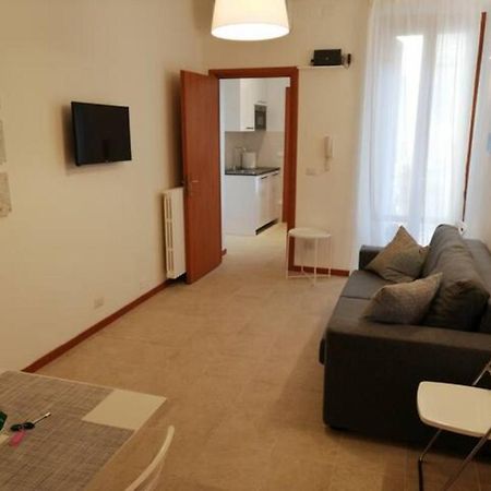 Trilocale Zona Loreto Mm1 - Viale Monza 10 Appartement Milaan Buitenkant foto